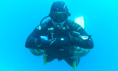 DIGITAL CAMERA